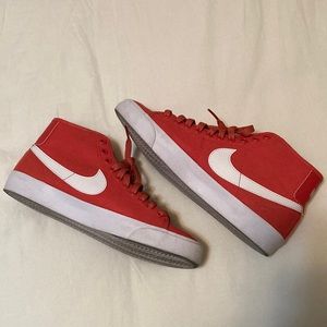 Nike Blazer Court Mid